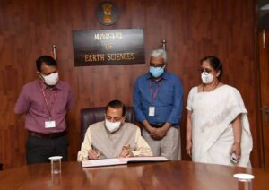 Read more about the article Dr. Jitendra Singh assumes charge of Ministry of Earth Sciences