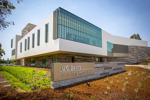 You are currently viewing UC Davis: UC Davis Admits Record Number of New Undergraduates for Fall 2021