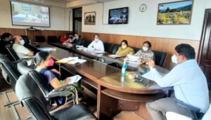 Read more about the article Div Com reviews progress on Health sector projects executed under PMDP in Jammu division