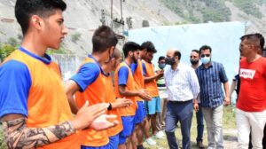 Read more about the article Inter zone district level volleyball tourney held at Ramban; DC advises youth to take part in sports for overall personality development