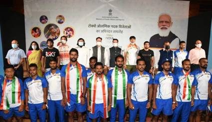 You are currently viewing India’s Olympic Medalists receive Hero’s Welcome, Felicitated by Sports Minister  Anurag Thakur