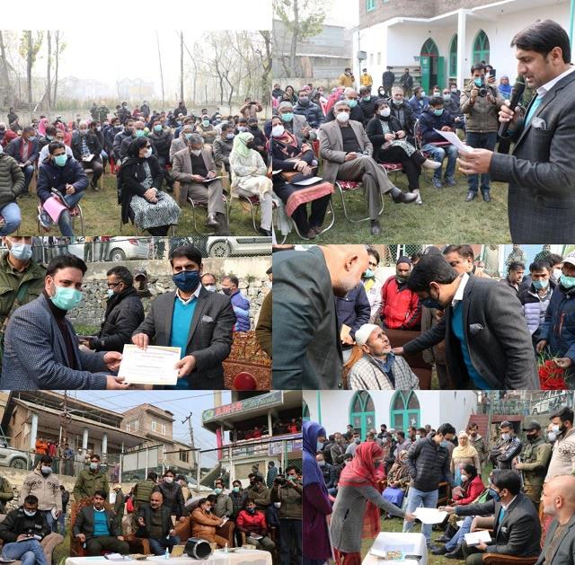 You are currently viewing DC Srinagar holds Public Grievance Redressal Camp at Nowgam