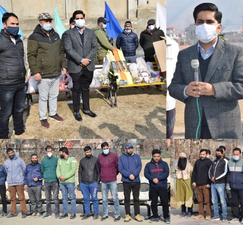 You are currently viewing DC Bandipora inaugurates martial Arts Workshop at SK Stadium;  Handed over Sports Kits to all Zonal Officers for distribution to Schools