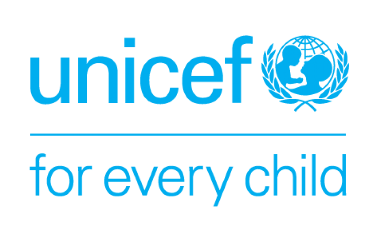 You are currently viewing UNICEF deploys over 450 climate-resilient emergency tents to support school reopening in Uganda