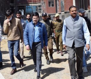 Read more about the article Principal Secretary I&C inspects ongoing works at NIFT Campus Budgam