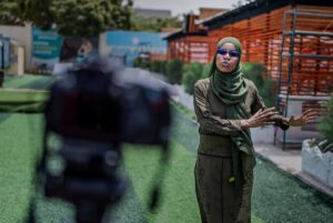 Read more about the article Somalia’s first all-women media team puts women journalists in control of the news agenda