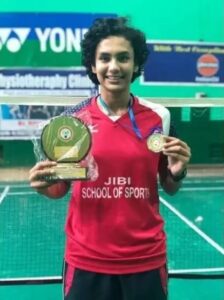 Read more about the article Nagpur Based 22-year-old Badminton player, Vaidehi Choudhari raising funds on ImpactGuru.com to train for International Championships