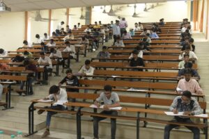 Read more about the article AMU conducts Class XI, Diploma in Engineering entrance tests