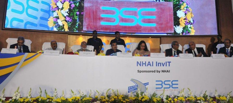 You are currently viewing Union Minister Nitin Gadkari rang the opening bell at Bombay Stock Exchange this morning to mark the listing of Non Convertible Debentures of National Highways Authority of India Infrastructure Investment Trust- NHAI InvI