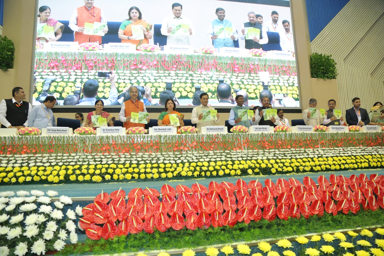 You are currently viewing 7th Ayurveda Day 2022 celebrated on a grand scale across the country