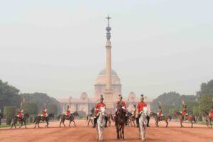 Read more about the article Rashtrapati Bhavan will be open for public viewing from tomorrow for five days in a week