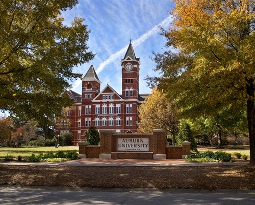 You are currently viewing Auburn University: Auburn’s Honors College profiled in recent issue of Town & Country
