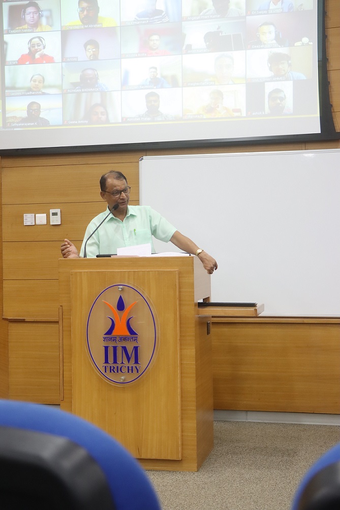 You are currently viewing IIM Tiruchirappalli inaugurates the 4th Batch of the Post Graduate Certificate Programme in Business Analytics and Applications
