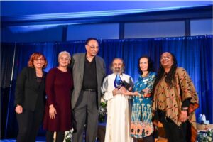 Read more about the article Sri Sri Ravi Shankar bestowed with ‘The Emissary of Peace’ award in the US