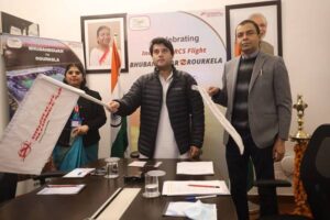 Read more about the article Minister Jyotiraditya Scindia inaugurates daily flight between Bhubaneswar and Rourkela