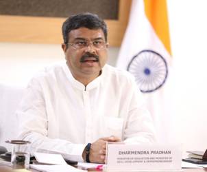 You are currently viewing Union Education Minister Dharmendra Pradhan Hosts Meeting On Students’ Mental Health