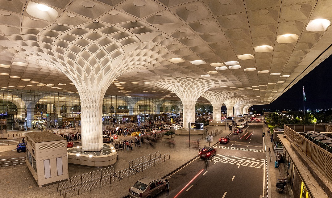 You are currently viewing Mumbai’s CSMIA boosts domestic & international connectivity; airport to operate 14% more weekly flight movements this summer